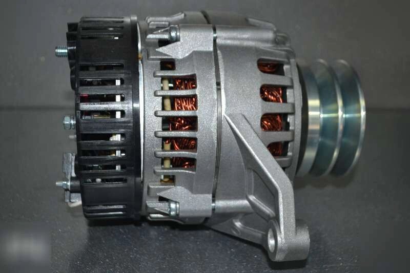 Генератор 3112. 3771(МАЗ с двиг ЯМЗ 7511.10) 2 -руч 90А 3112.3771 Генератор 3112. 3771(МАЗ с двиг ЯМЗ 7511.10) 2 -руч 90А 3112.3771