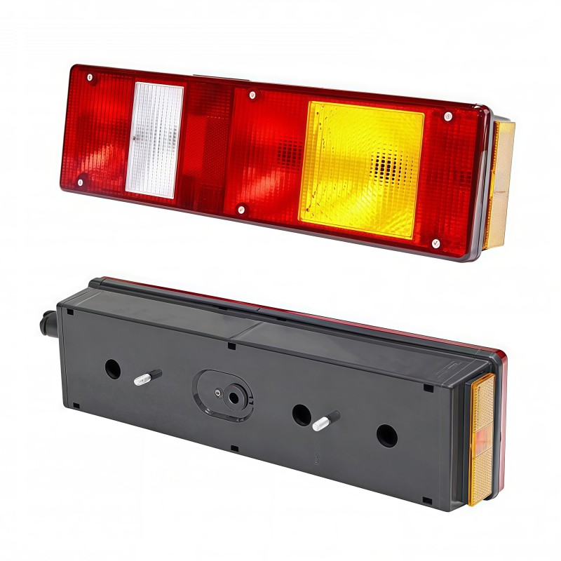 Фонарь задний (маз9.8) 7442 ПРАВЫЙ с катафотом байонетный разъем сбоку (77.79-07) 77.79-07